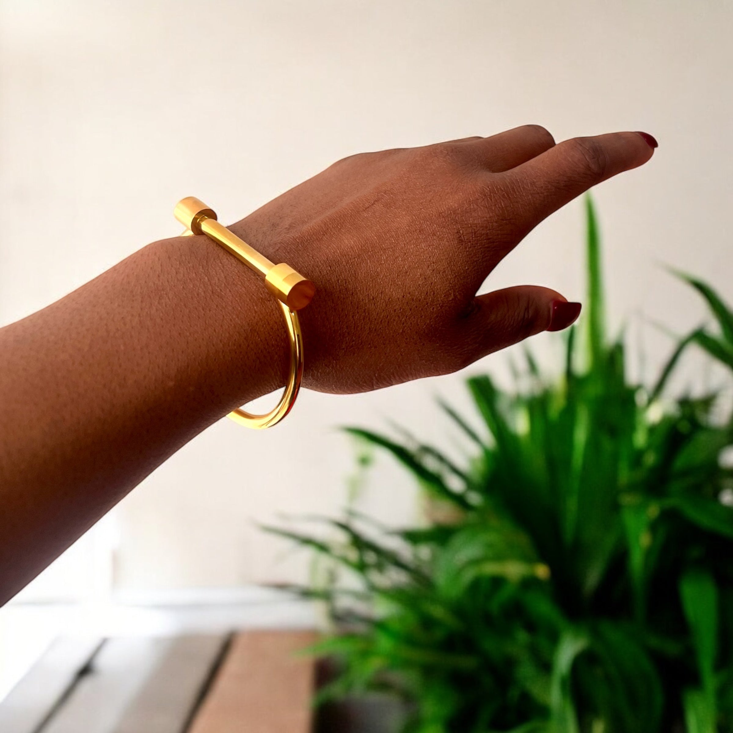 Beaujo Screw-On Bracelet